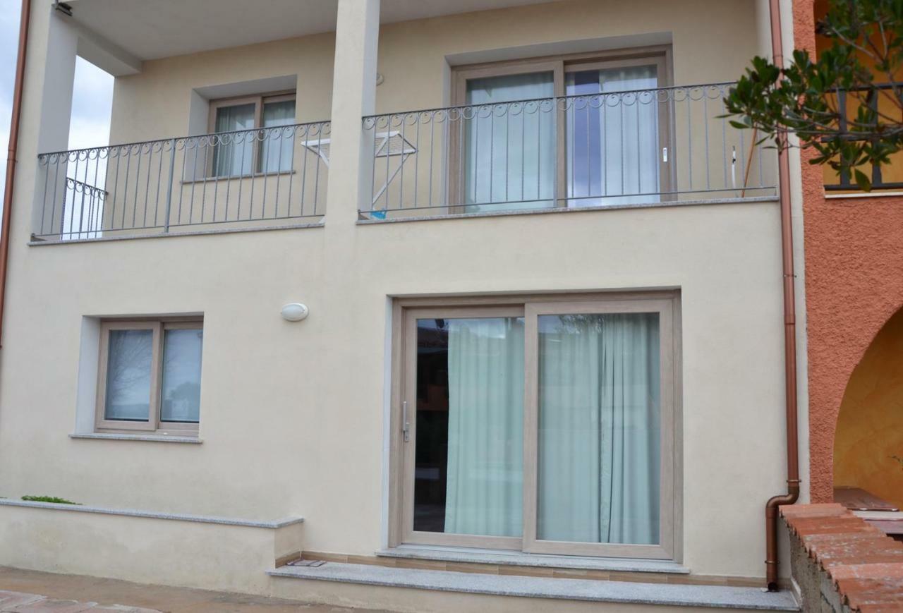 Le Perle Dell'Isola Apartment Isola Rossa Exterior photo