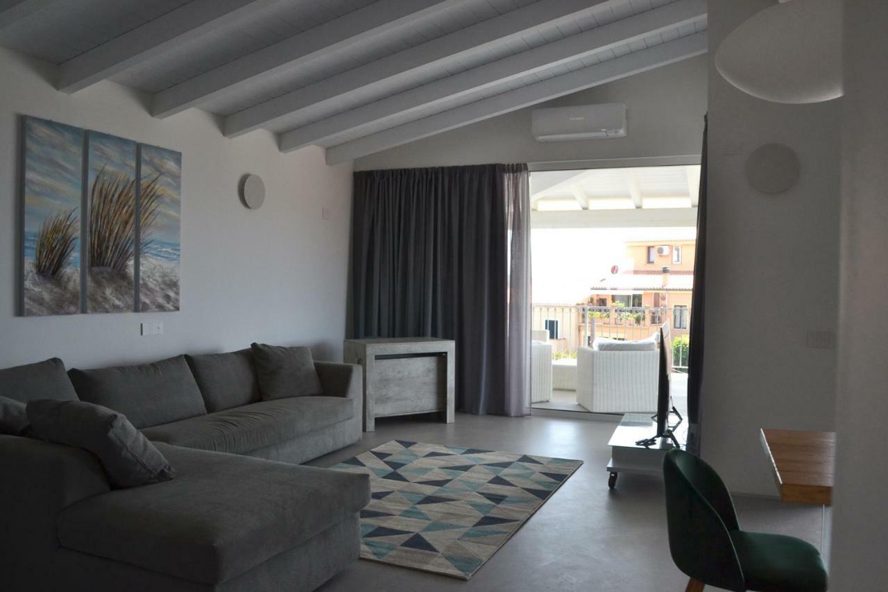 Le Perle Dell'Isola Apartment Isola Rossa Exterior photo